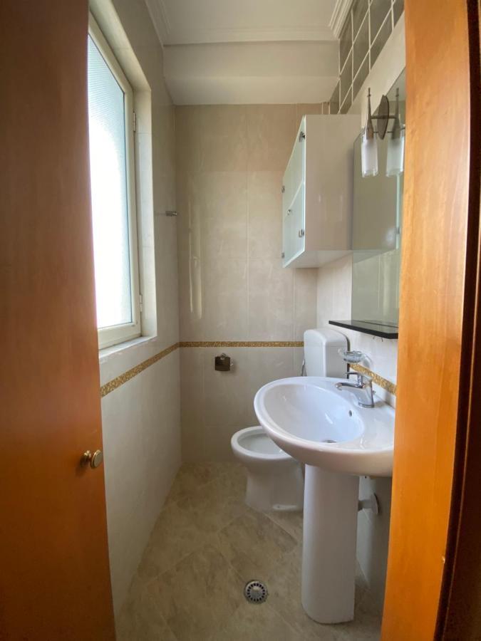 Marina House Appartement Vlorë Buitenkant foto
