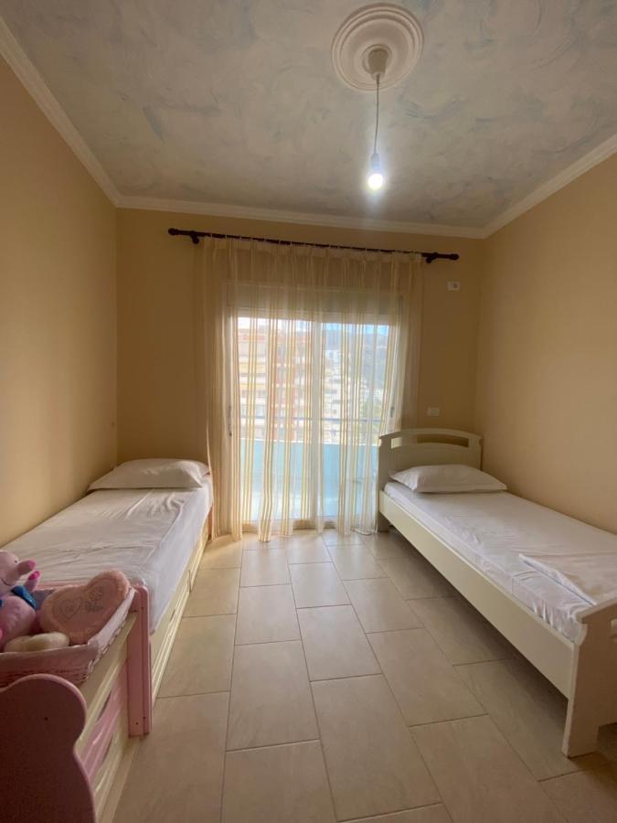 Marina House Appartement Vlorë Buitenkant foto