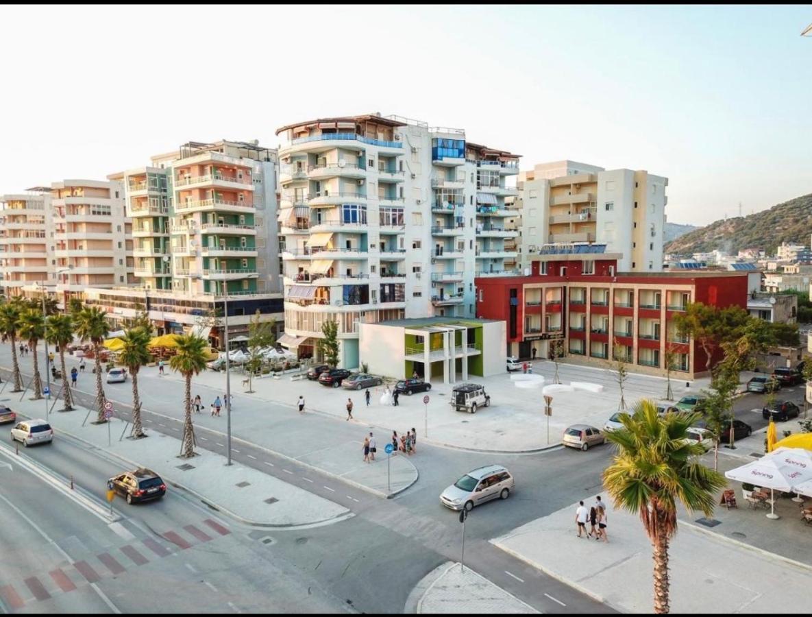 Marina House Appartement Vlorë Buitenkant foto