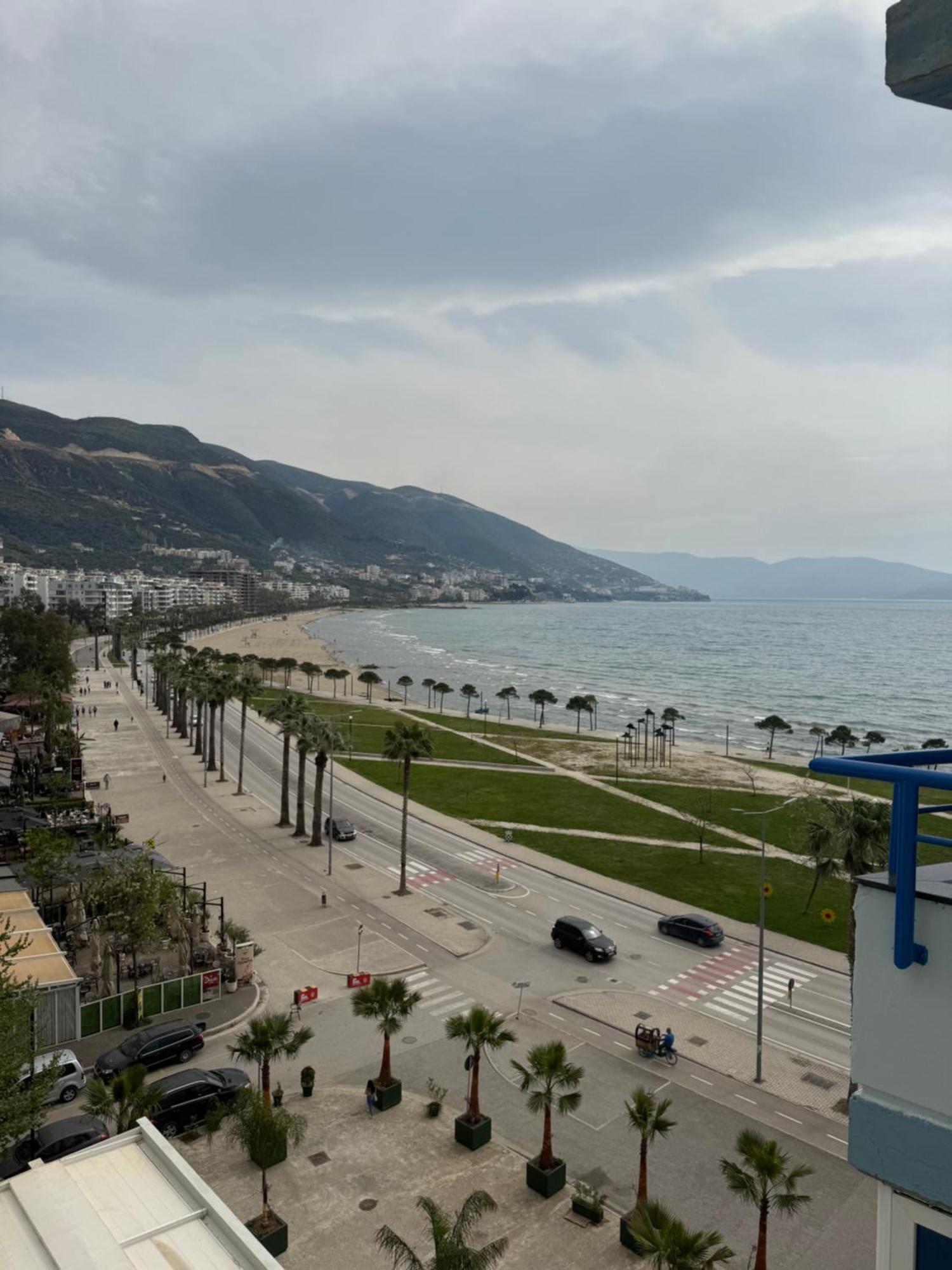 Marina House Appartement Vlorë Buitenkant foto